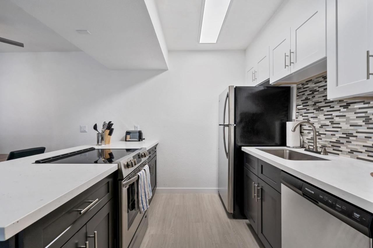 Newly Renovated 2Br Apartment W Pool By Stay Gia Phoenix Esterno foto